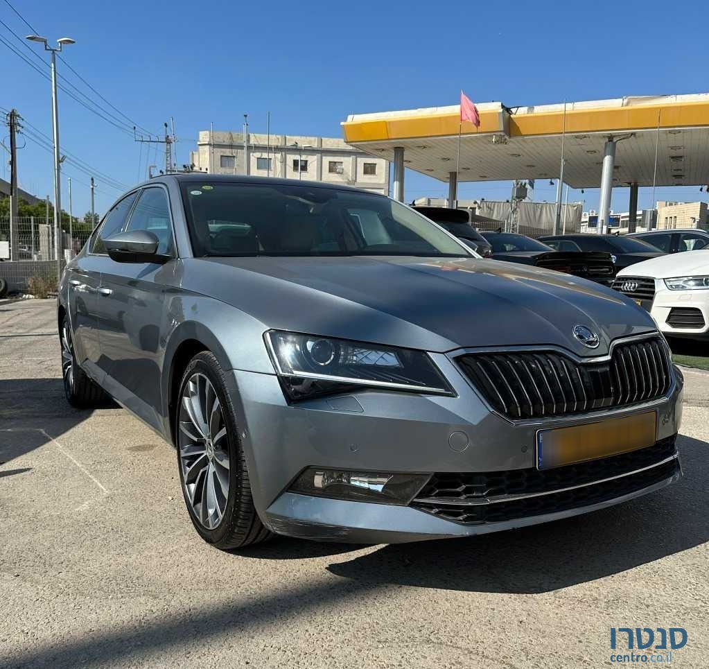 2019' Skoda Superb סקודה סופרב photo #5