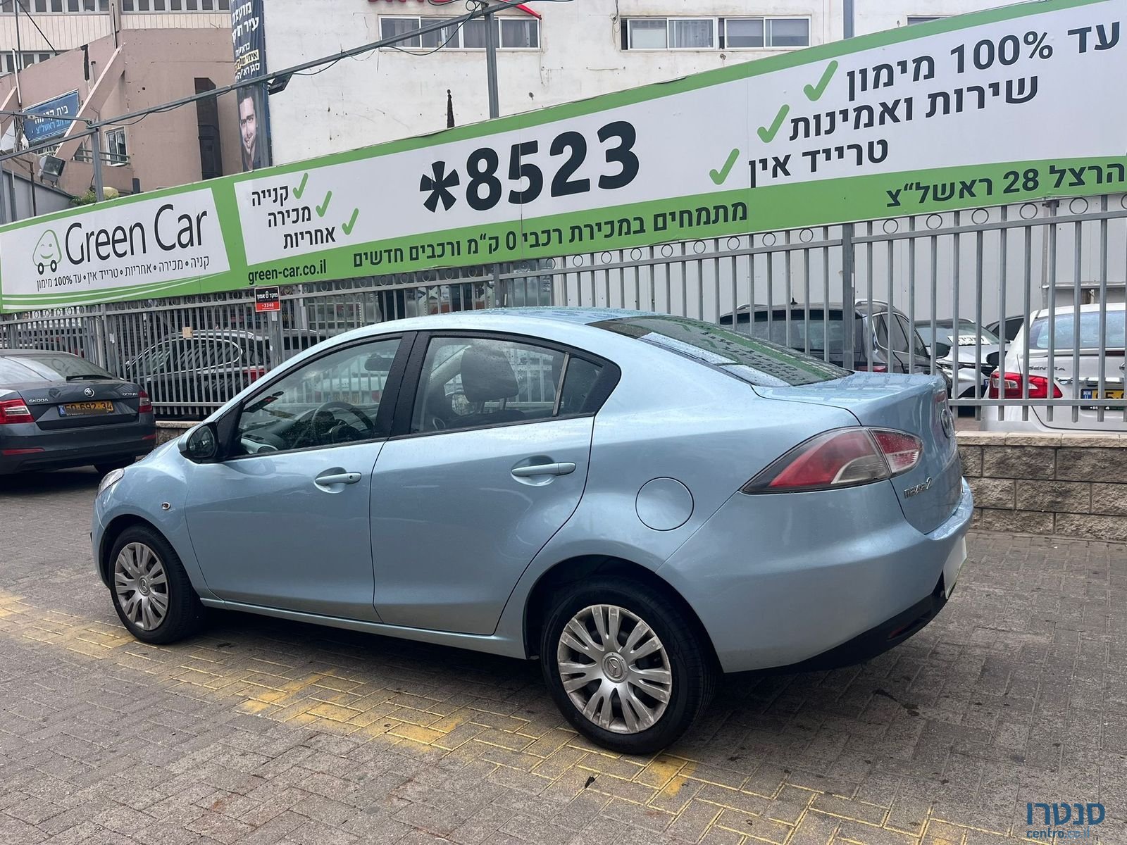 2011' Mazda 2 photo #4