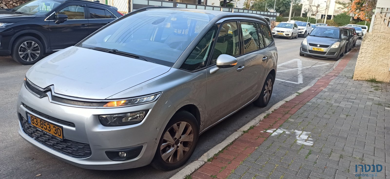 2015' Citroen C4 Picasso סיטרואן C4 פיקאסו photo #2