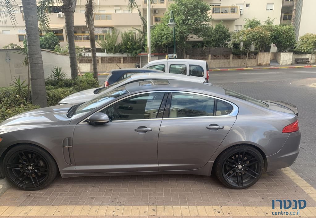 2012' Jaguar XF יגואר photo #3