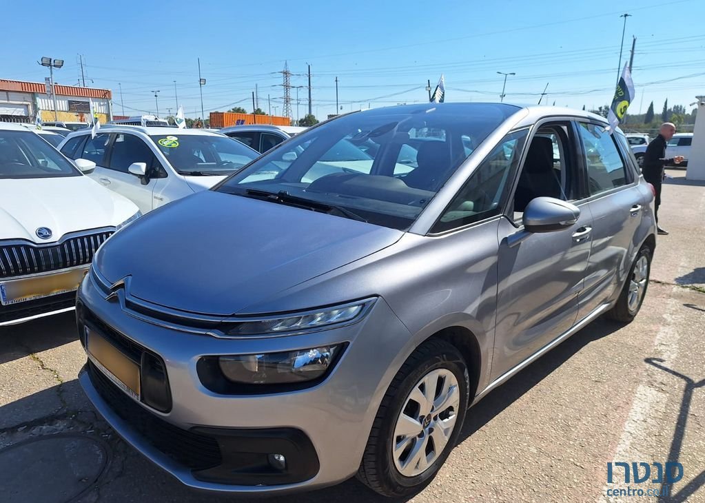 2017' Citroen C4 סיטרואן photo #4