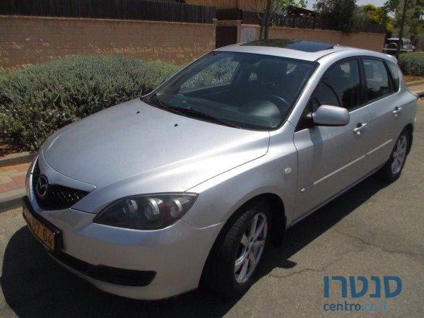 2000' Mazda 3 photo #2