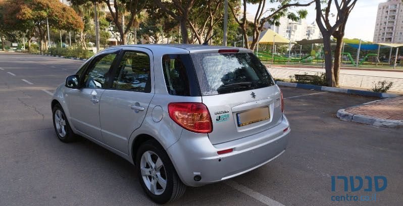 2010' Suzuki SX4 סוזוקי photo #4