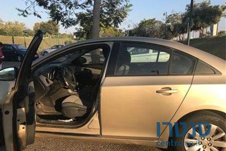 2010' Chevrolet Cruze שברולט קרוז photo #3