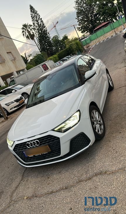 2019' Audi A1 אאודי photo #1