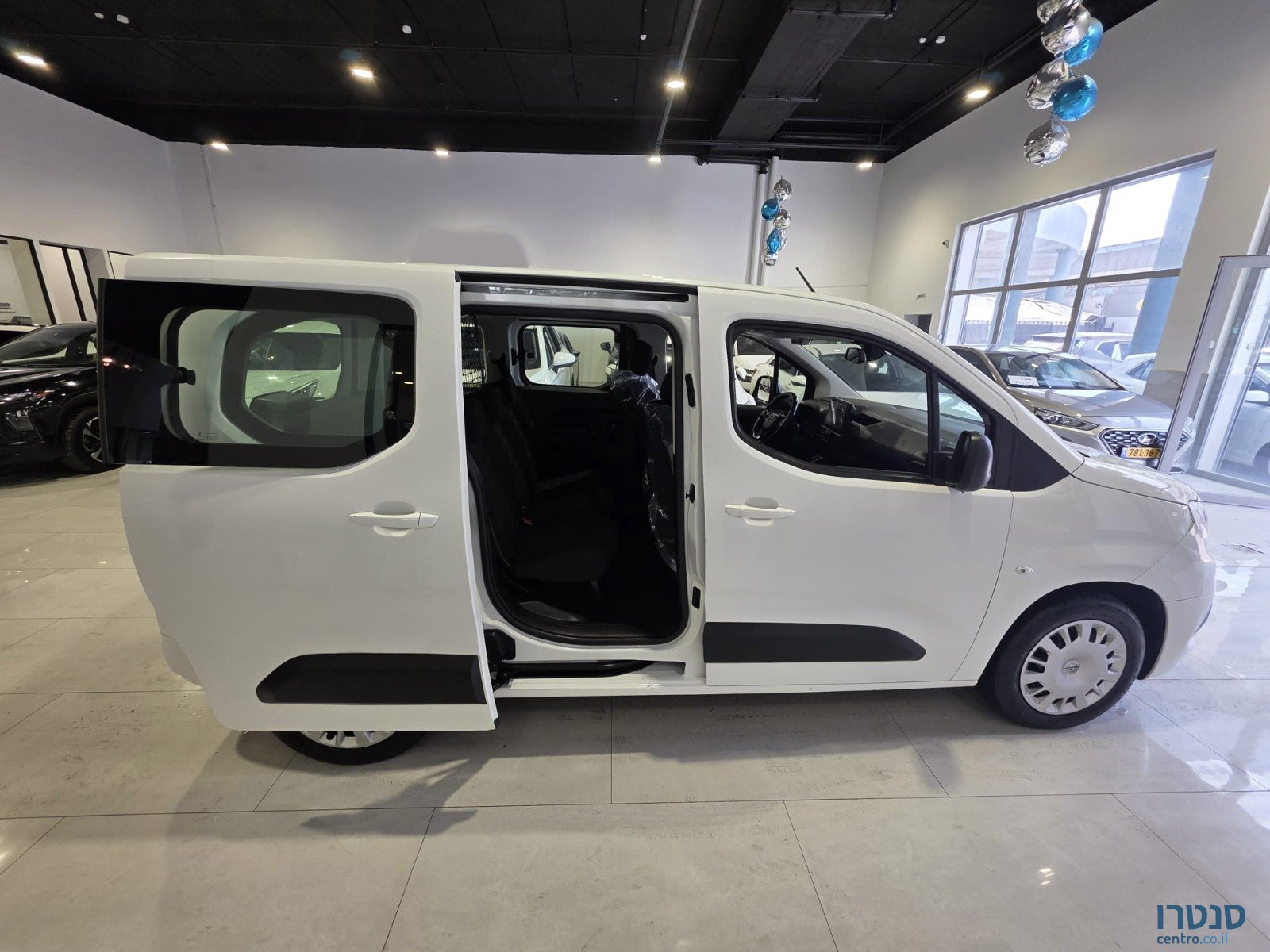 2022' Opel Combo Starray photo #5
