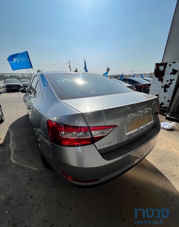 2021' Skoda Superb סקודה סופרב photo #2
