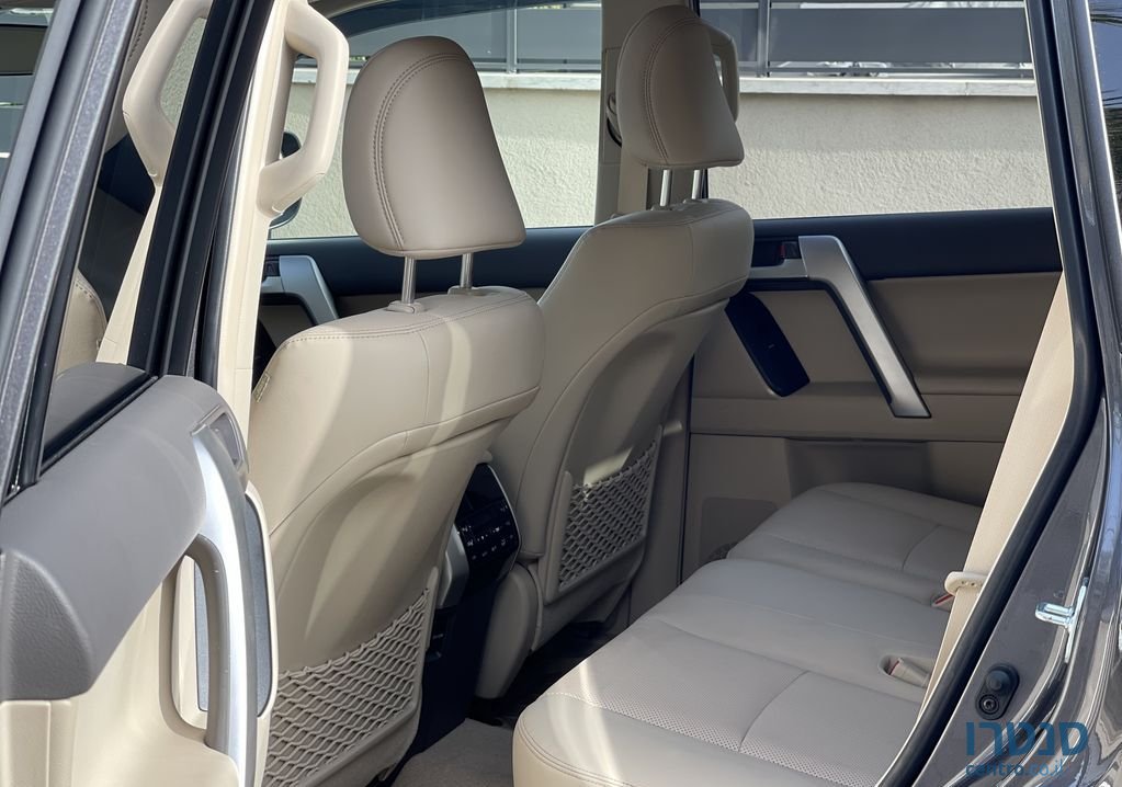 2021' Toyota Land Cruiser טויוטה לנד קרוזר photo #6