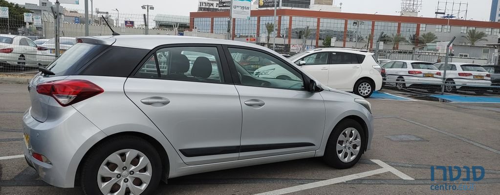 2016' Hyundai i20 יונדאי photo #2