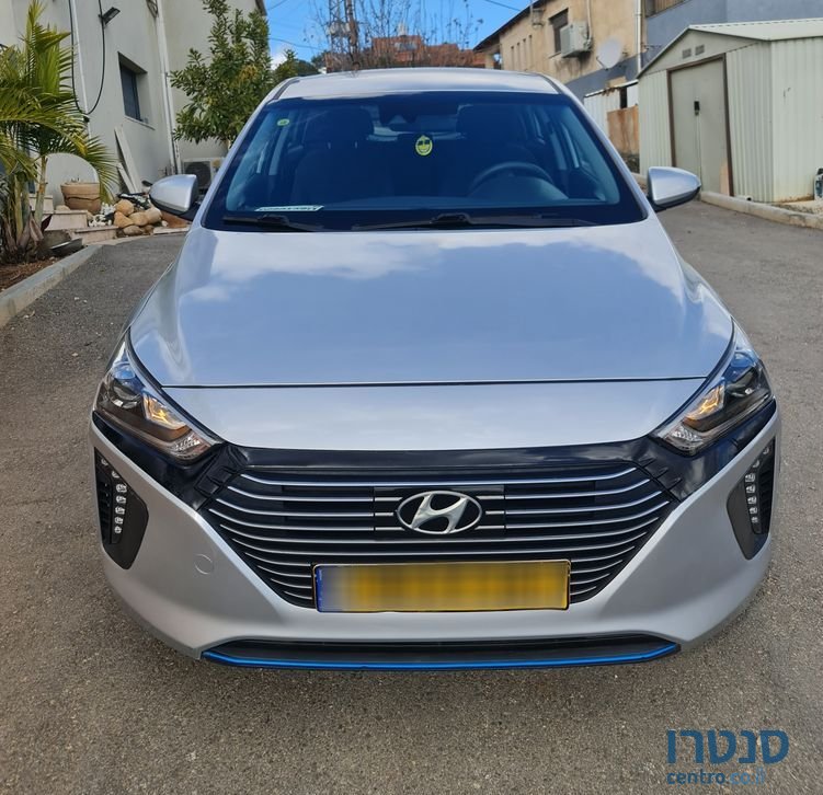 2018' Hyundai Ioniq יונדאי איוניק photo #1