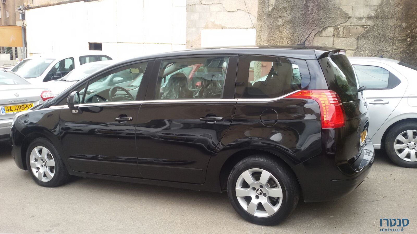 2014' Peugeot 5008 photo #3