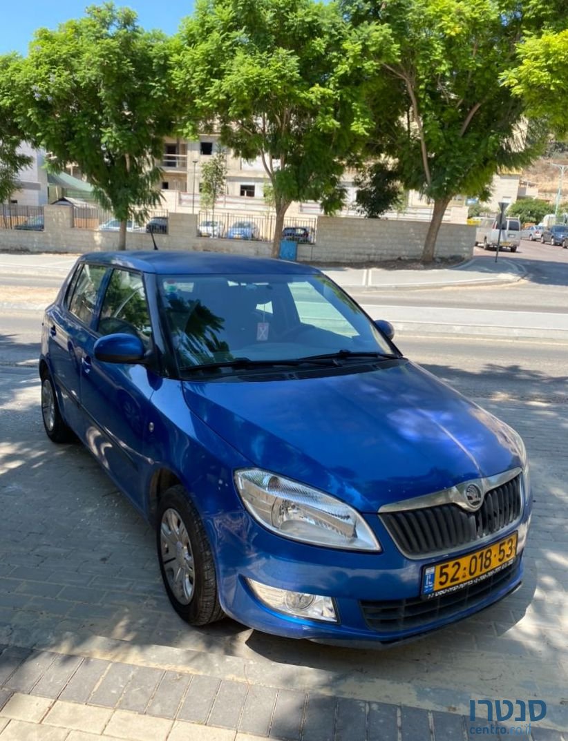 2014' Skoda Fabia סקודה פאביה photo #4