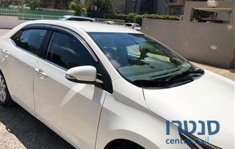 2017' Toyota Corolla טויוטה קורולה photo #4