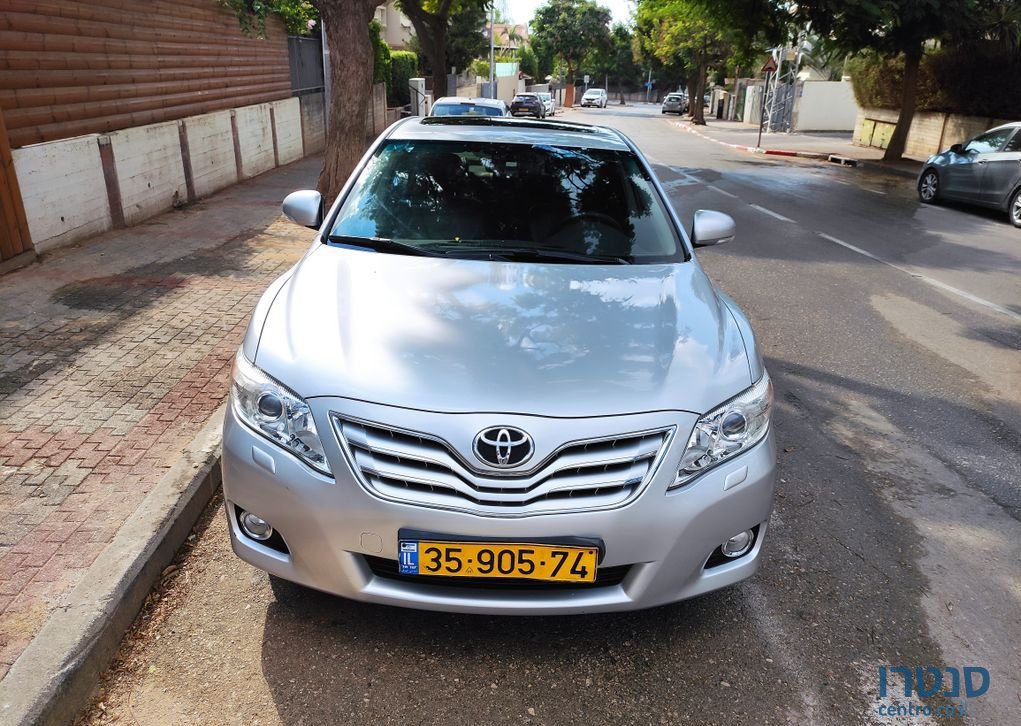 2011' Toyota Camry טויוטה קאמרי photo #3