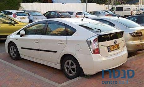 2014' Toyota Prius טויוט הפריוס היברידי photo #2