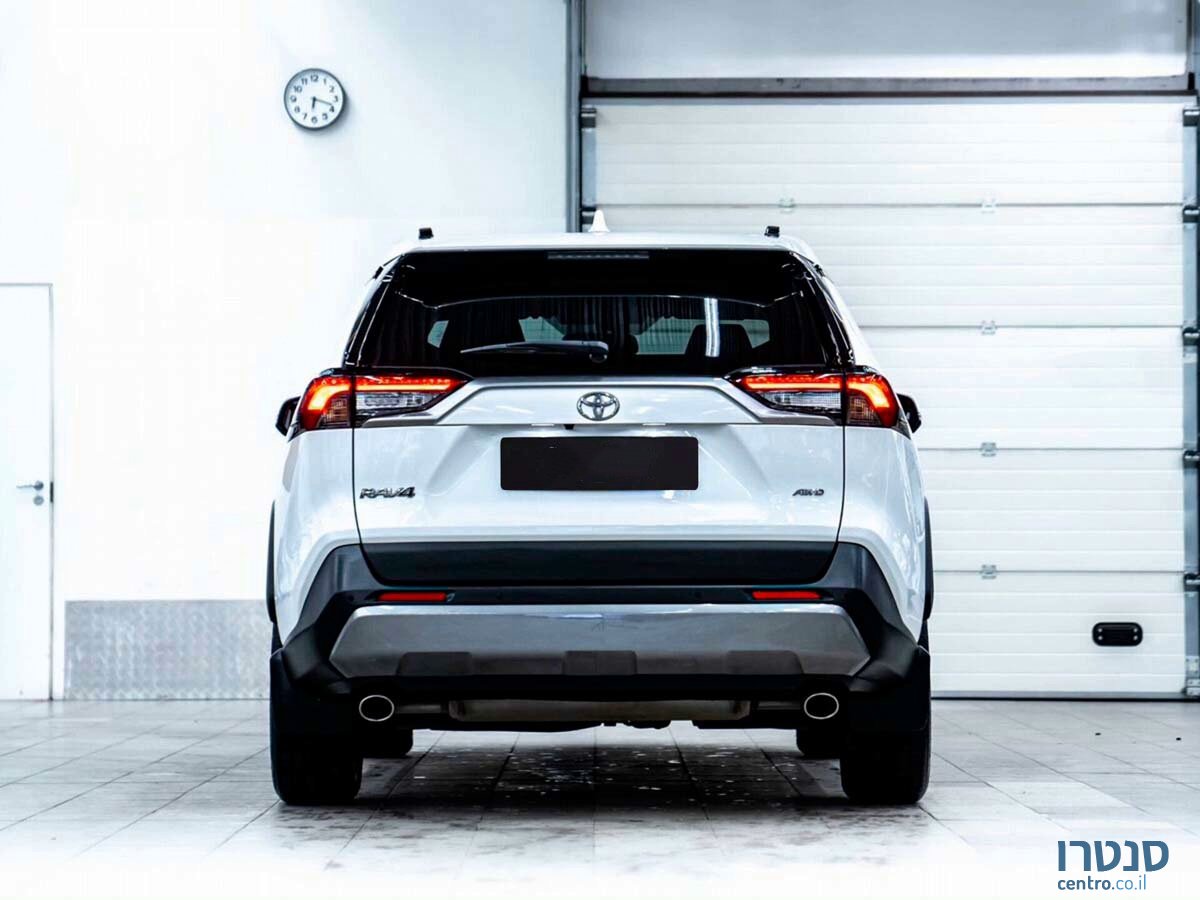 2020' Toyota RAV4 photo #5