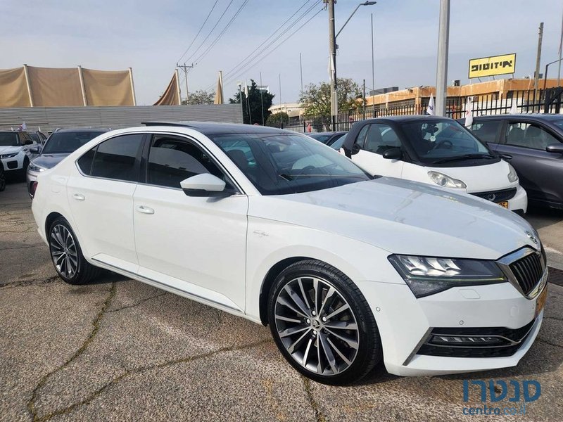 2020' Skoda Superb סקודה סופרב photo #1