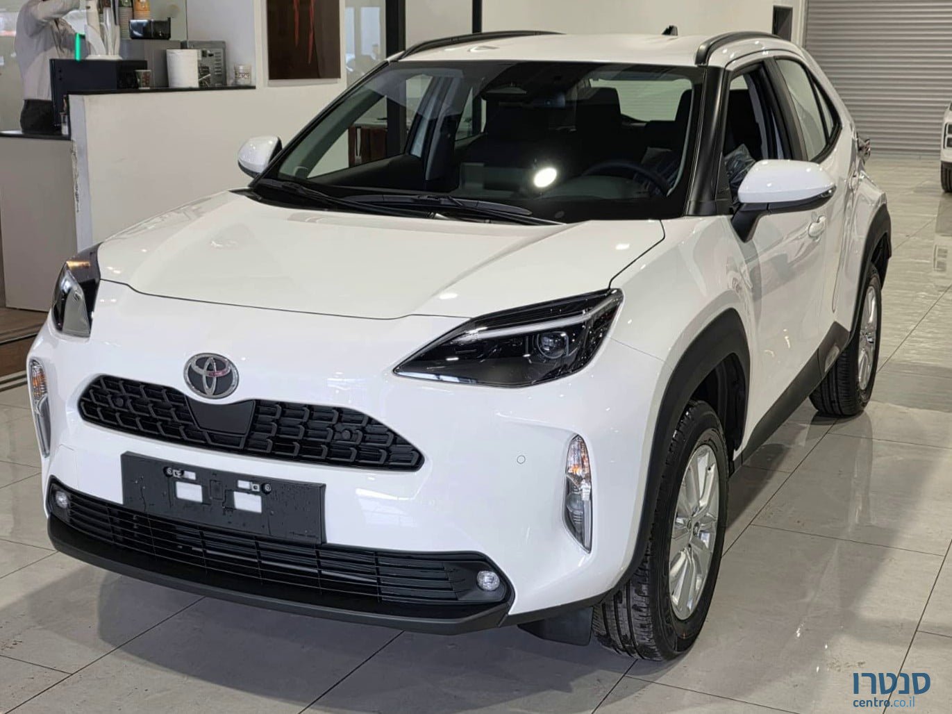 2026' Toyota Yaris Cross STYLE photo #1