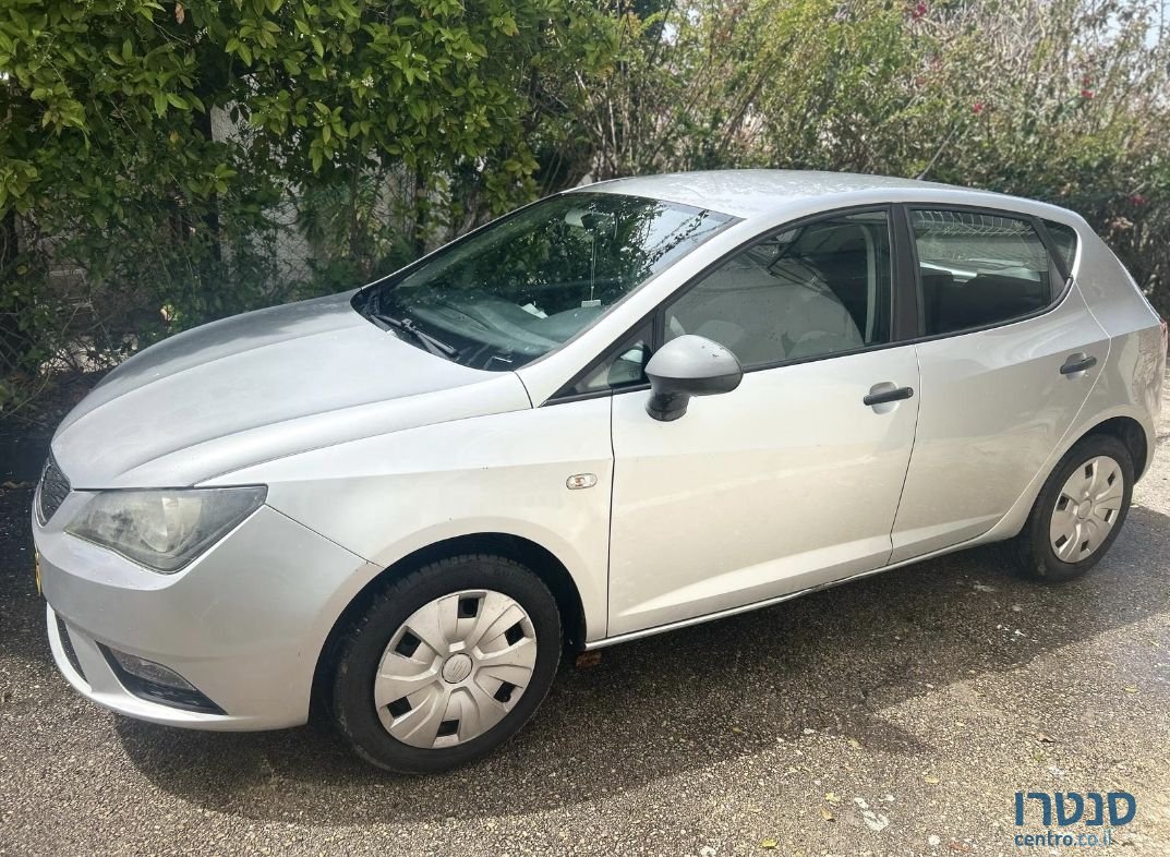 2015' SEAT Ibiza סיאט איביזה photo #2