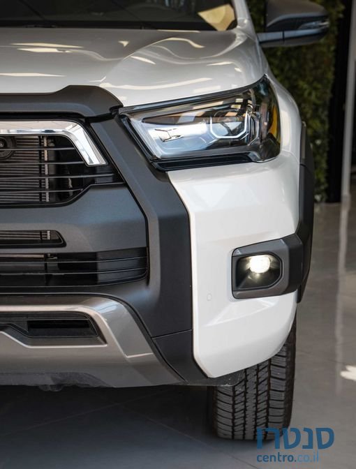 2024' Toyota Hilux טויוטה היילקס photo #4