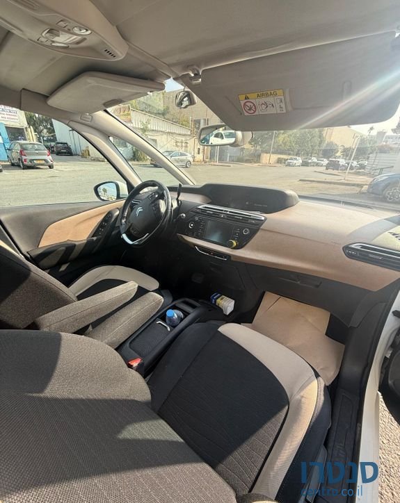 2015' Citroen C4 סיטרואן photo #2