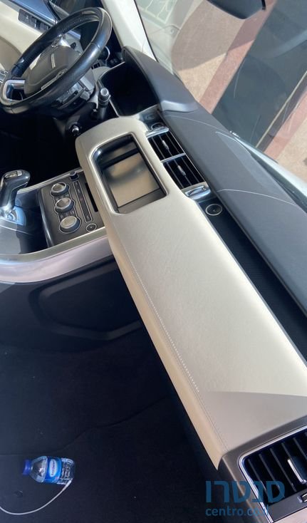 2017' Land Rover Range Rover ריינג' רובר ספורט photo #3