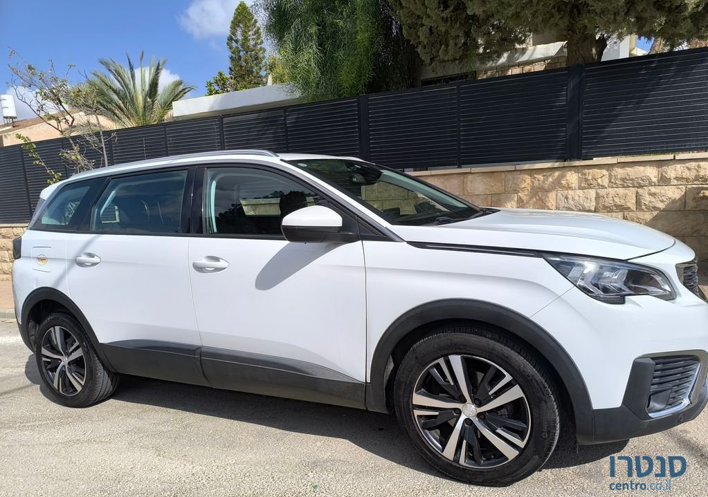 2019' Peugeot 5008 פיג'ו photo #2