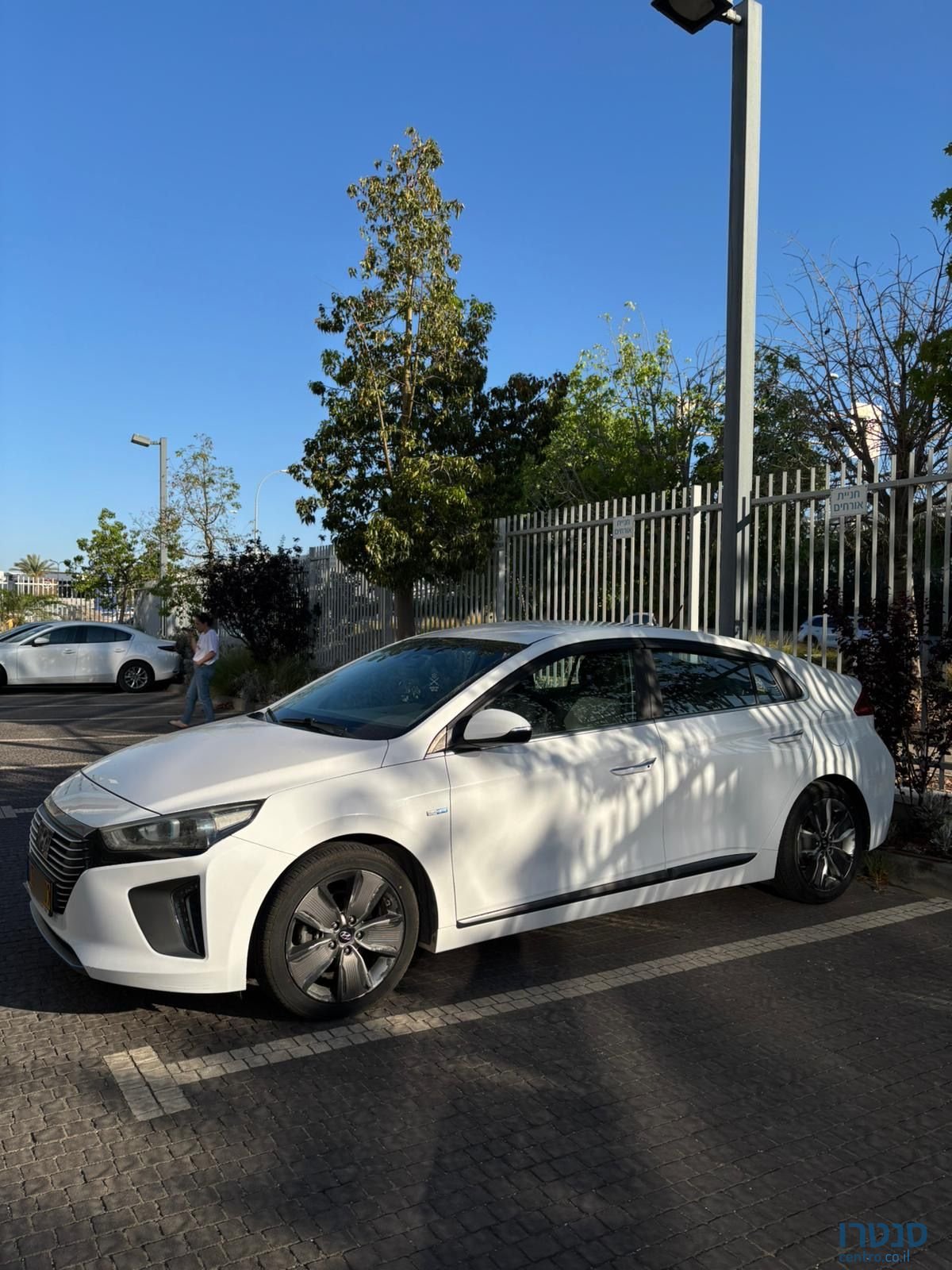 2018' Hyundai Ioniq יונדאי איוניק photo #1