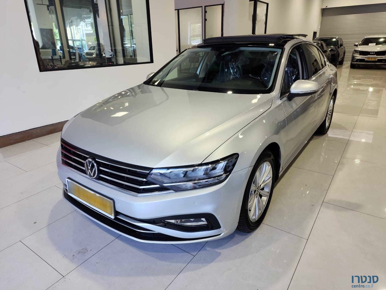 2021' Volkswagen Passat photo #1