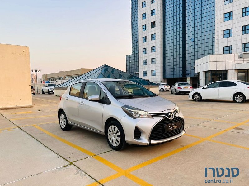 2015' Toyota Yaris טויוטה יאריס photo #1