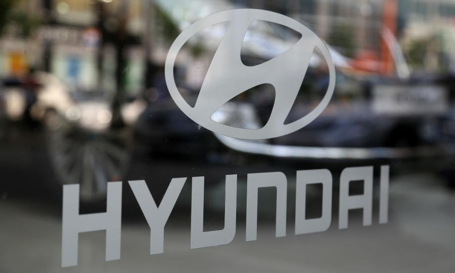 Hyundai Denies It's Abandoning Combustion Engine Development