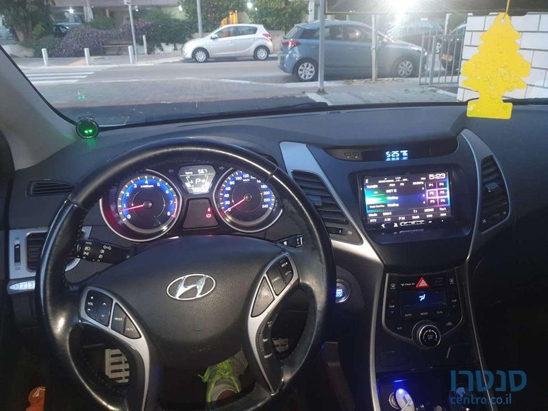 2015' Hyundai i35 יונדאי אלנטרה photo #1