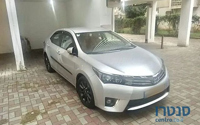 2015' Toyota Corolla טויוטה קורולה photo #1