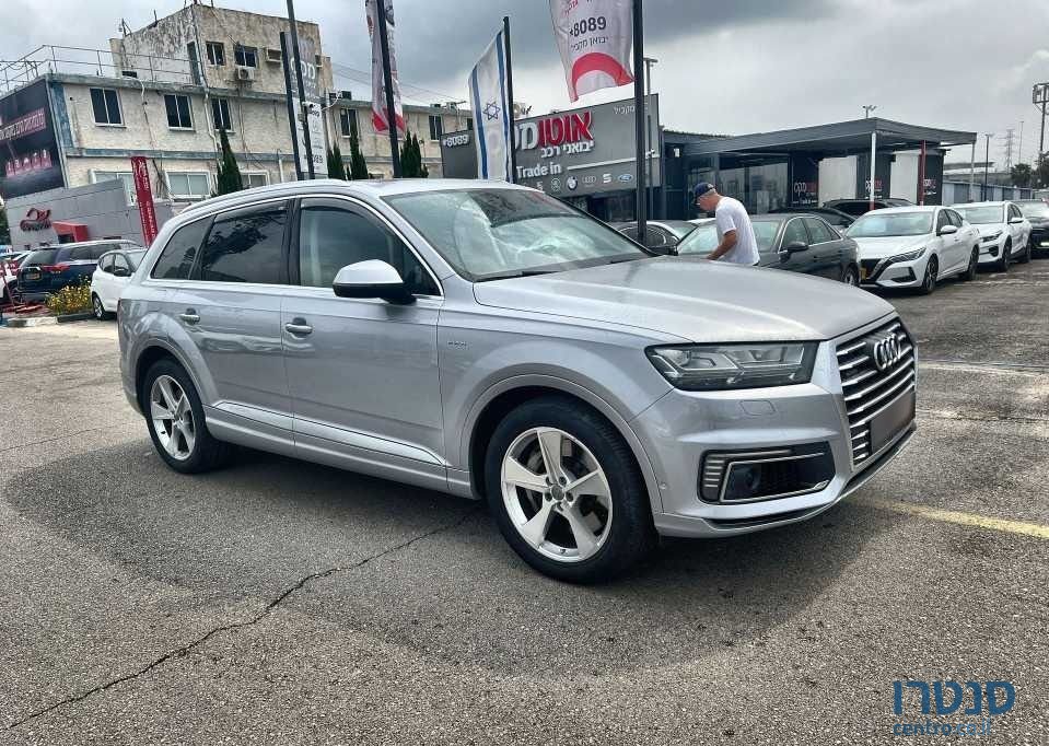 2018' Audi Q7 אאודי photo #1