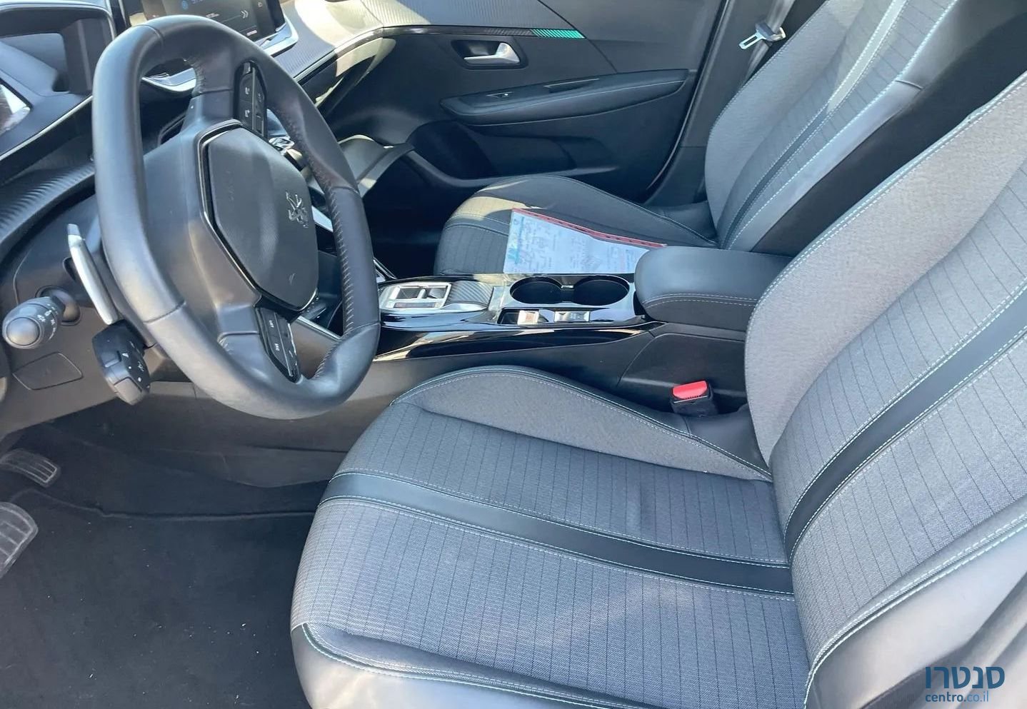 2022' Peugeot 208 פיג'ו photo #6
