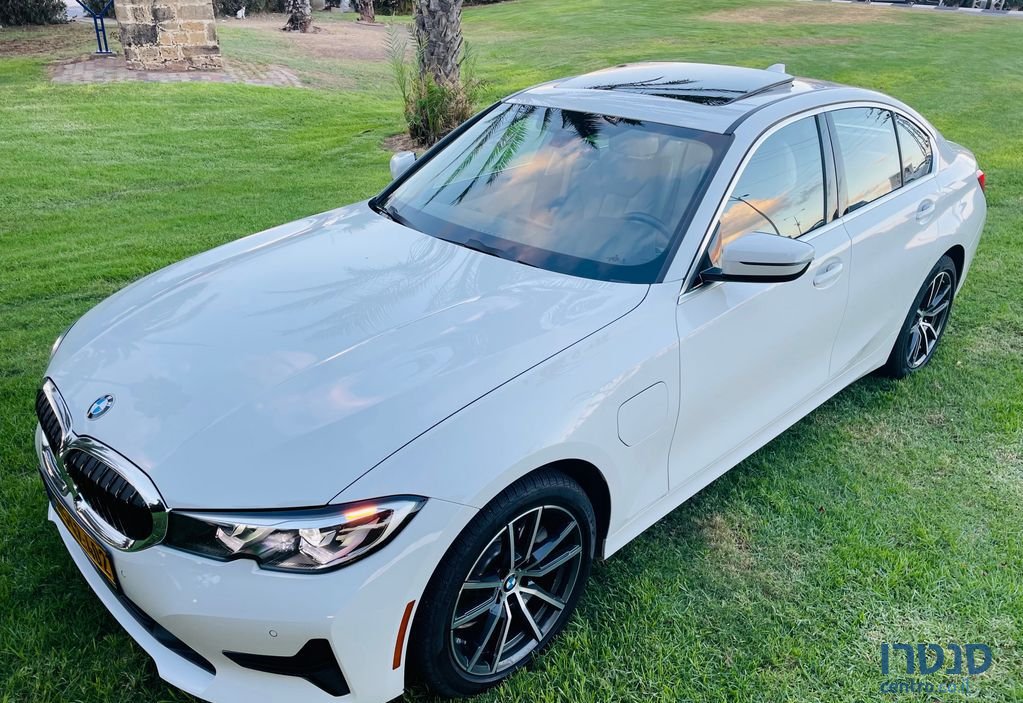 2022' BMW 3 Series ב.מ.וו סדרה 3 photo #5