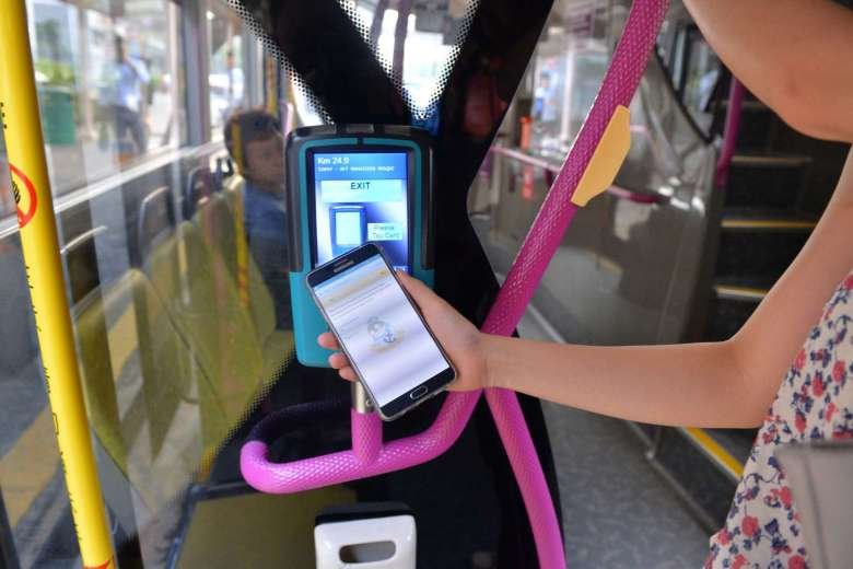 С февраля пассажиры смогут оплачивать проезд в автобусе с помощью телефона