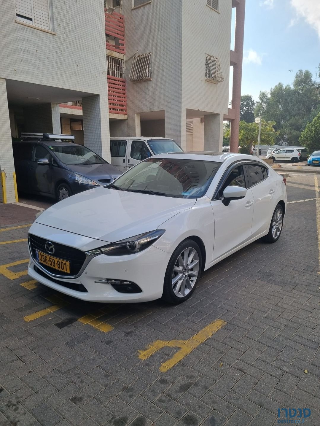 2018' Mazda 3 מאזדה photo #3