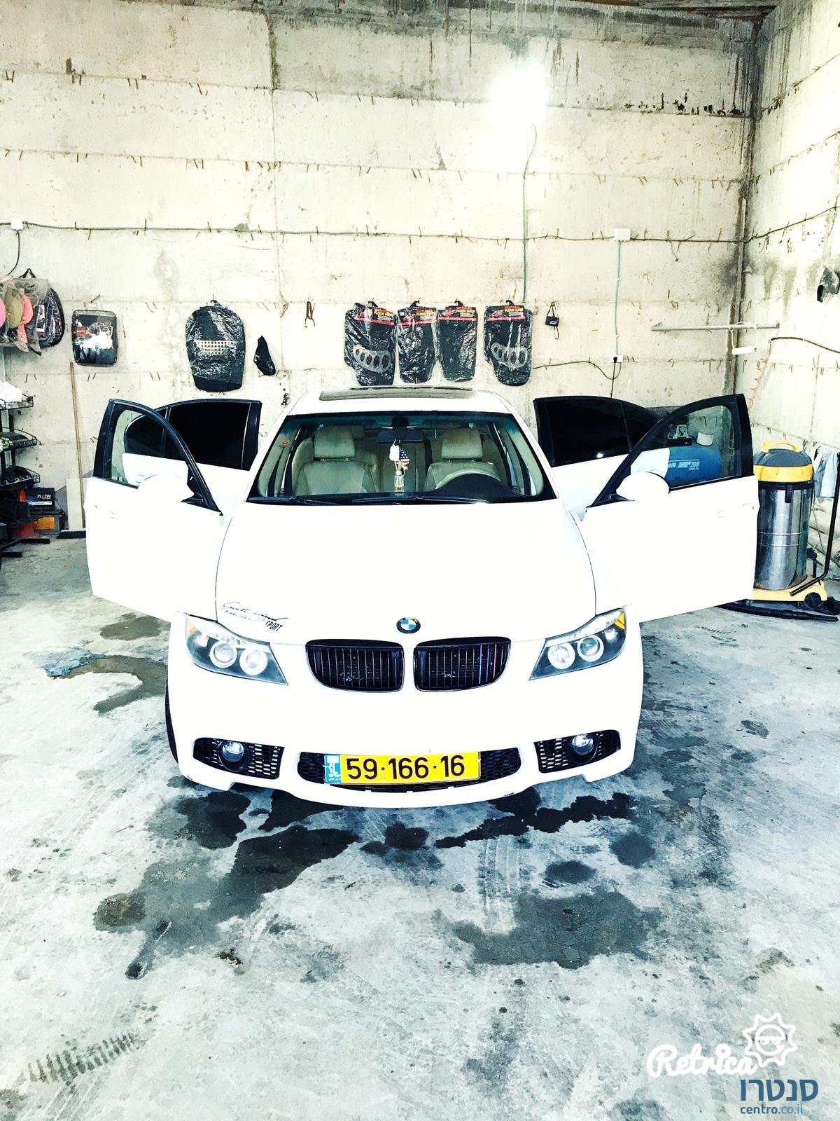 2007' BMW 3 Series photo #1