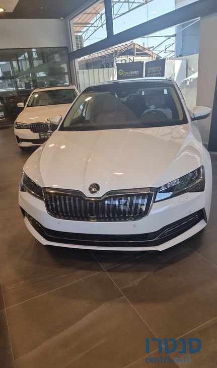 2022' Skoda Superb סקודה סופרב photo #1
