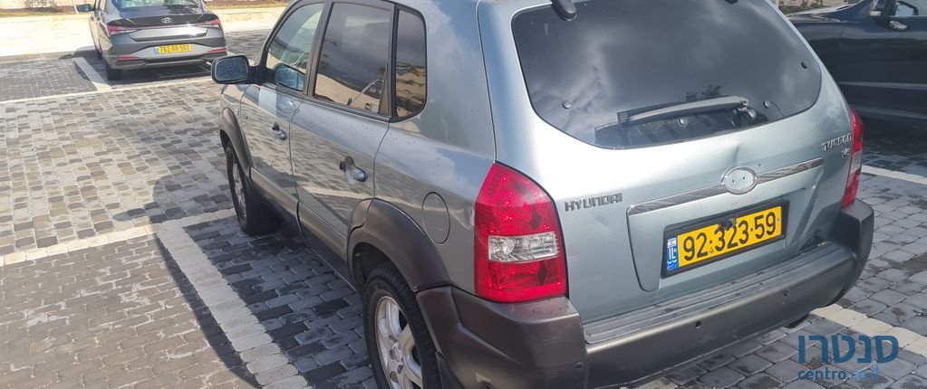 2005' Hyundai Tucson יונדאי טוסון photo #3