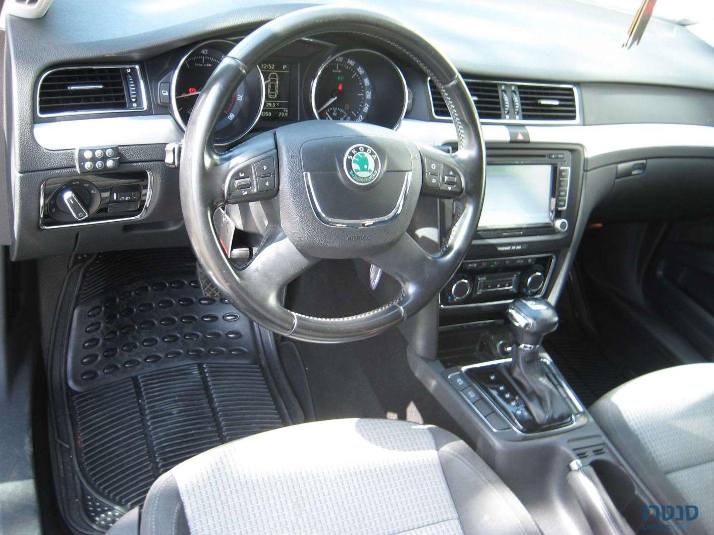 2012' Skoda Superb סקודה סופרב photo #4