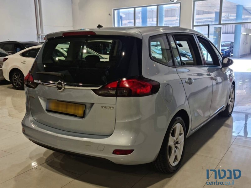 2018' Opel Zafira photo #3