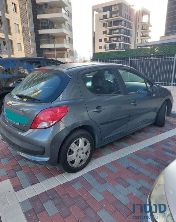 2010' Peugeot 207 פיג'ו photo #2