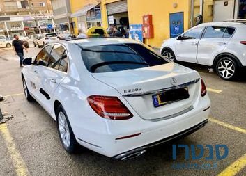 2019' Mercedes-Benz E-Class מרצדס photo #4