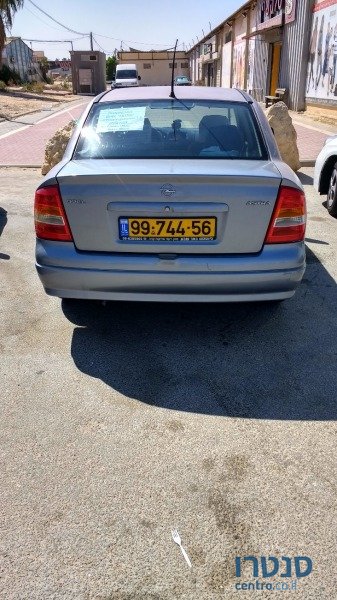 2004' Opel Astra photo #2