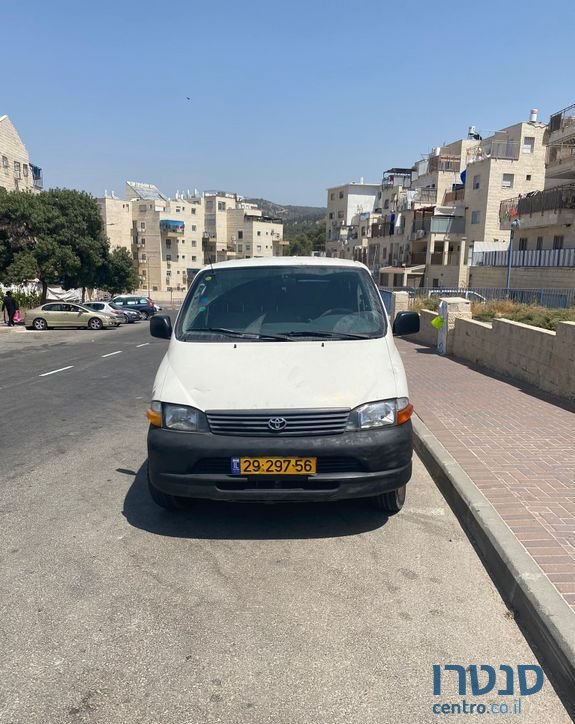 2004' Toyota Hiace טויוטה הייאס photo #1