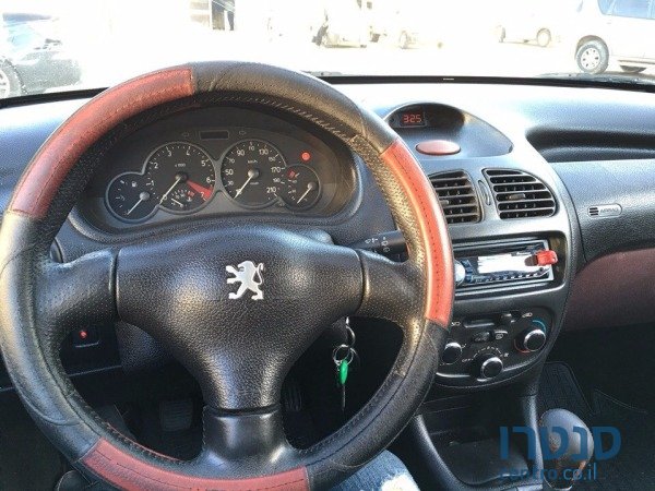 2002' Peugeot 206 photo #3