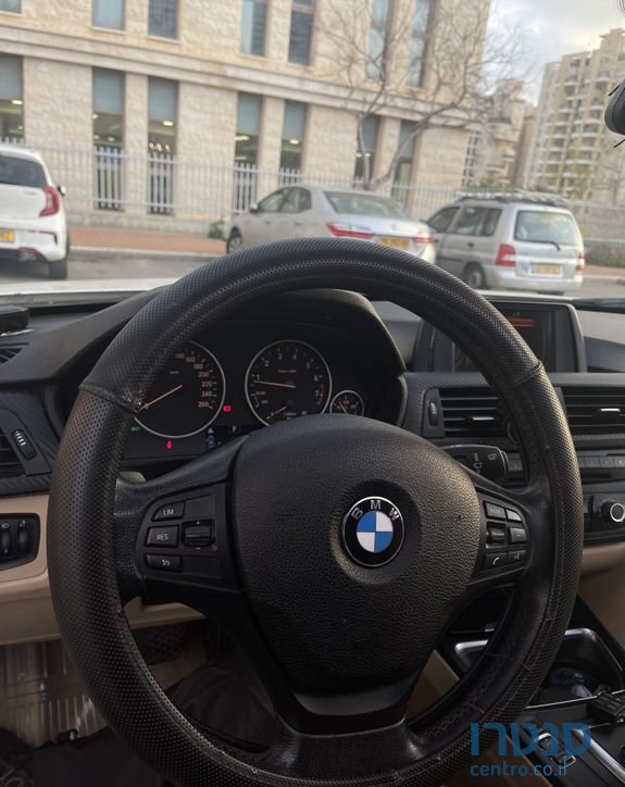 2015' BMW 3 Series ב.מ.וו סדרה 3 photo #2