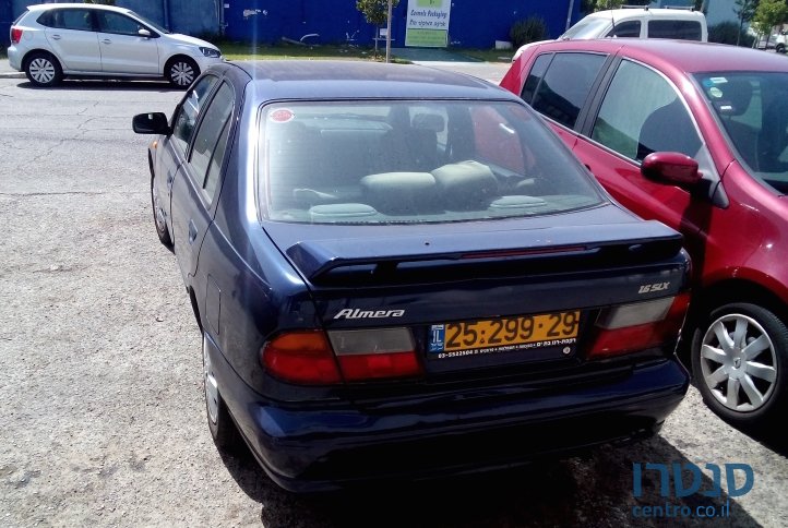 1998' Nissan Almera photo #2